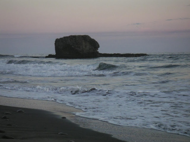 Otra vista de la Playa El Tunco, en La Libertad